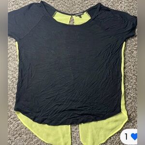 LADIES EXPRESS SHIRT - CLASSY AND PRETTY- GENTLY USED